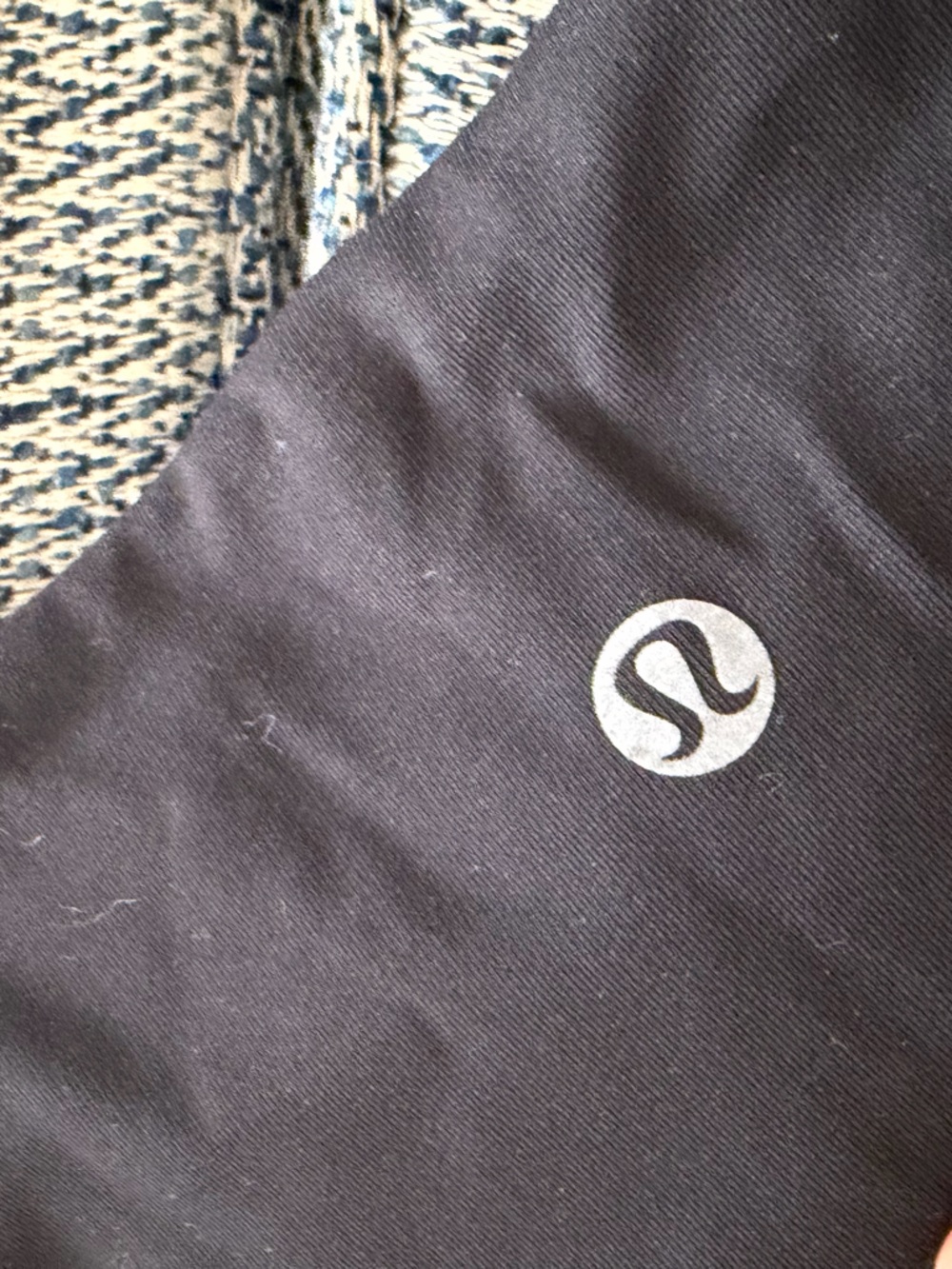 Women’s Black Lululemon Wunder Train Mesh Panel Leggings - Picture 4 of 6